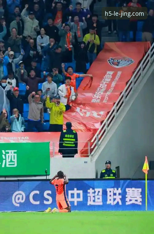 乐竞体育数据查询评测 青岛海牛3-1终结13年魔咒 vs 上海海港低迷困境:乐竞体育平台赛事数据解读一场冷门背后的转折点